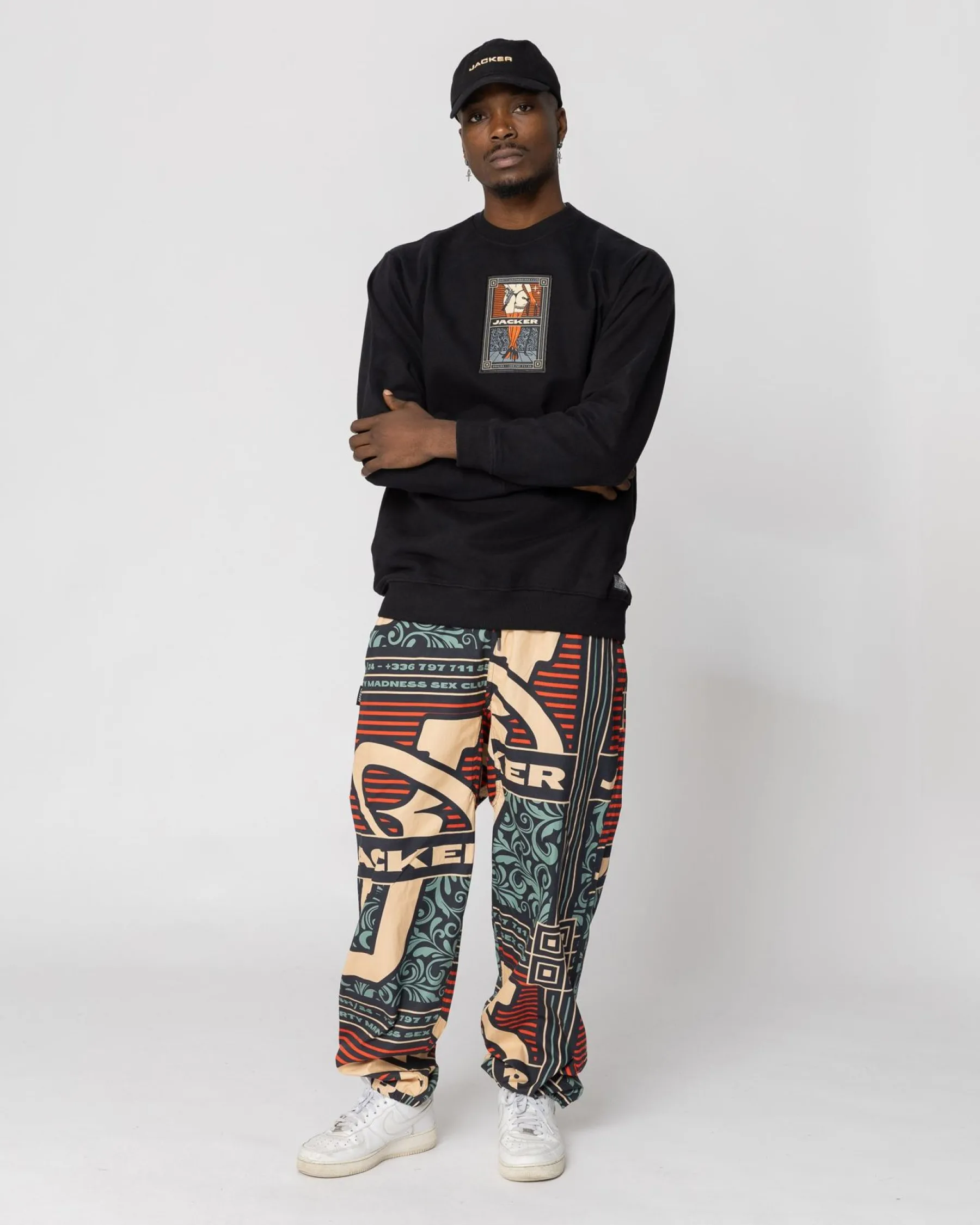 lustcrewneckblack_2.webp Lust-Crewneck-Black>Jacker Online