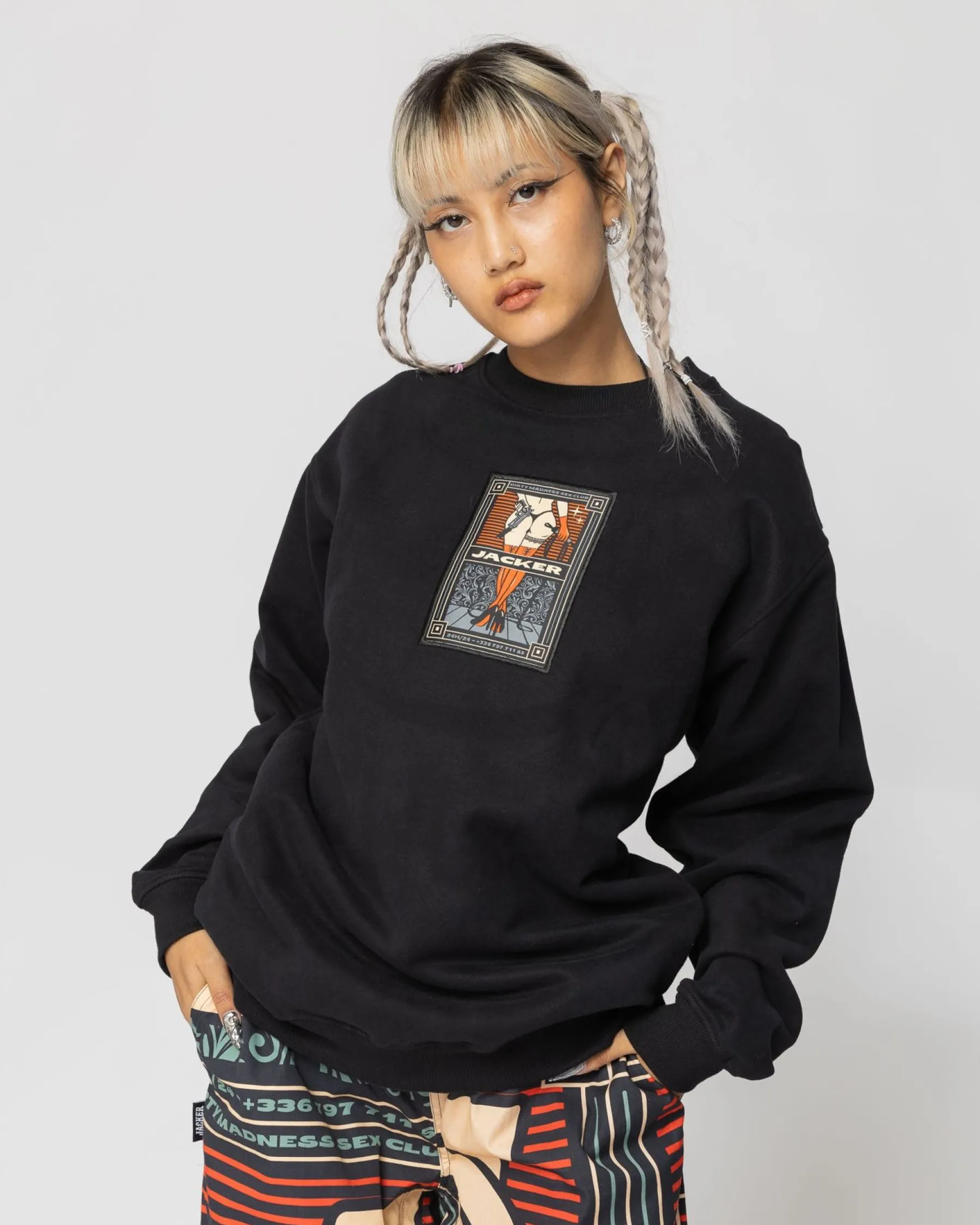 lustcrewneckblack_5.webp Lust-Crewneck-Black>Jacker Online