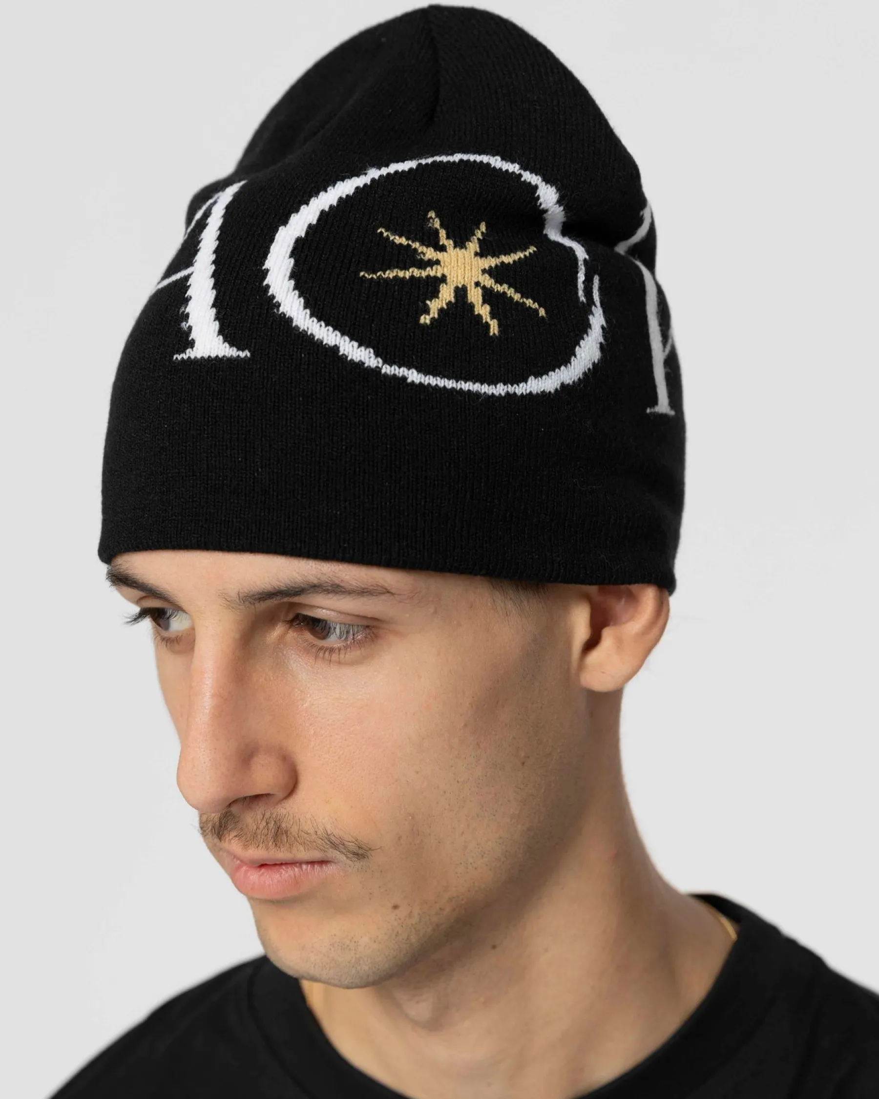 paradisebeanieblack_2.webp Paradise-Beanie-Black>Jacker Fashion