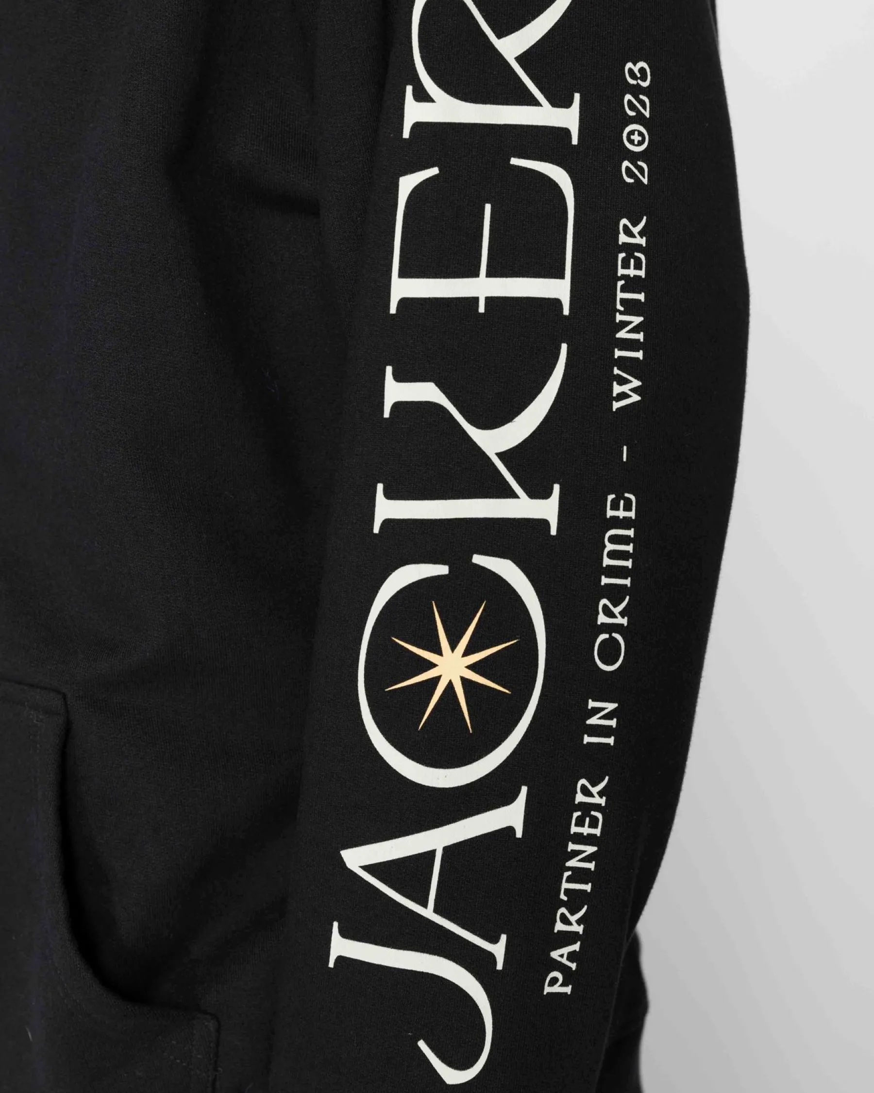 paradisehoodieblack_5.webp Paradise-Hoodie-Black>Jacker Clearance